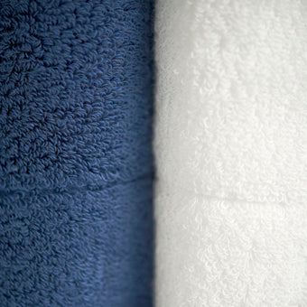 JACQUARD TOWEL  <br>(Face Towel / White)