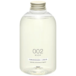 A clear, sheer floral scent with elegant musk blended into tamanohada body soap.